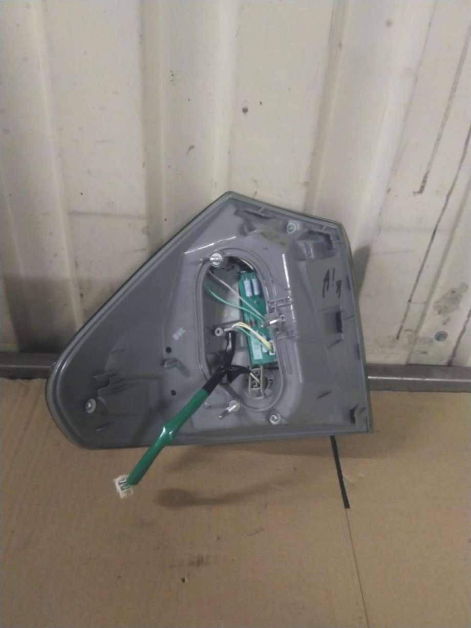 Baklykt høyre ytre til Lexus RX 2003-2009 (Type II) (XU30) (XU30) (8155148210|)