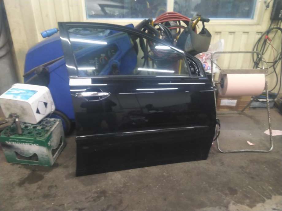 Dør høyre foran til Lexus RX, 2003-2009 (Type II) (XU30) (XU30) (6700148060)