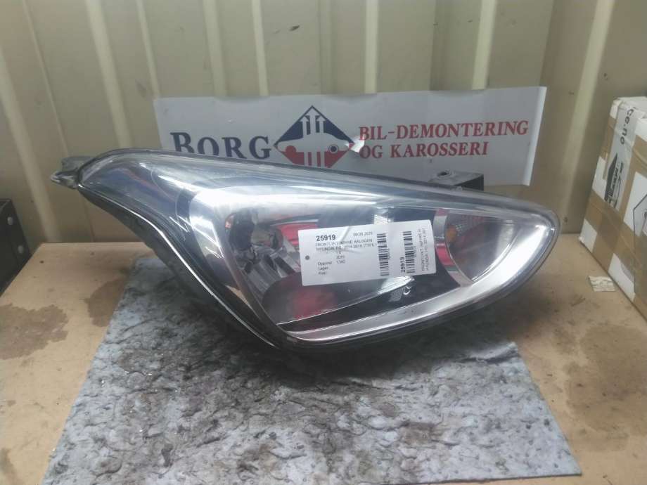 Frontlykt høyre halogen til Hyundai i10, 2014-2018 (Type II)  (92102B 9000)