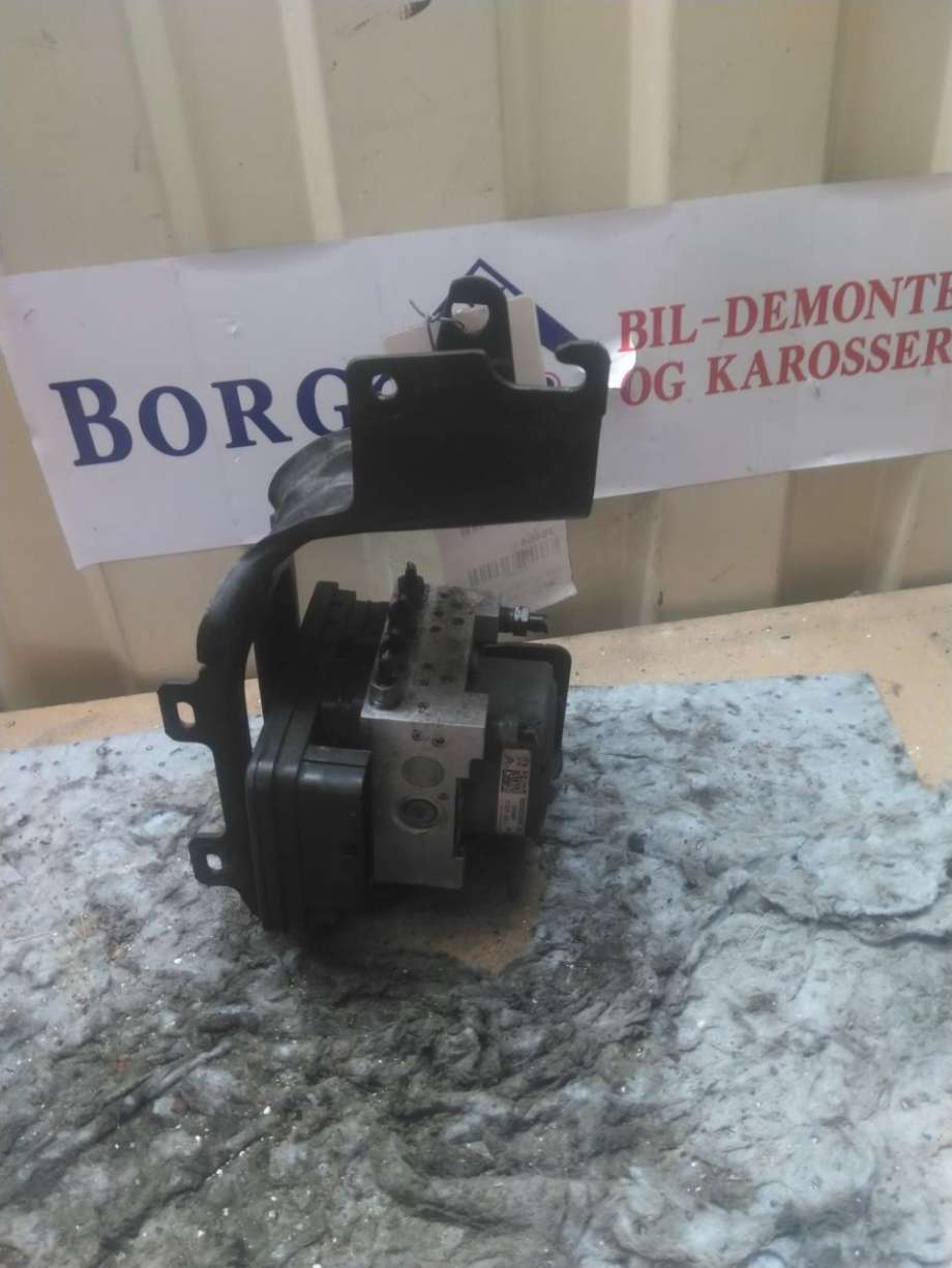 ABS sentral til Peugeot 208, 2012-2019 (Type I)  (16 101 346 80)