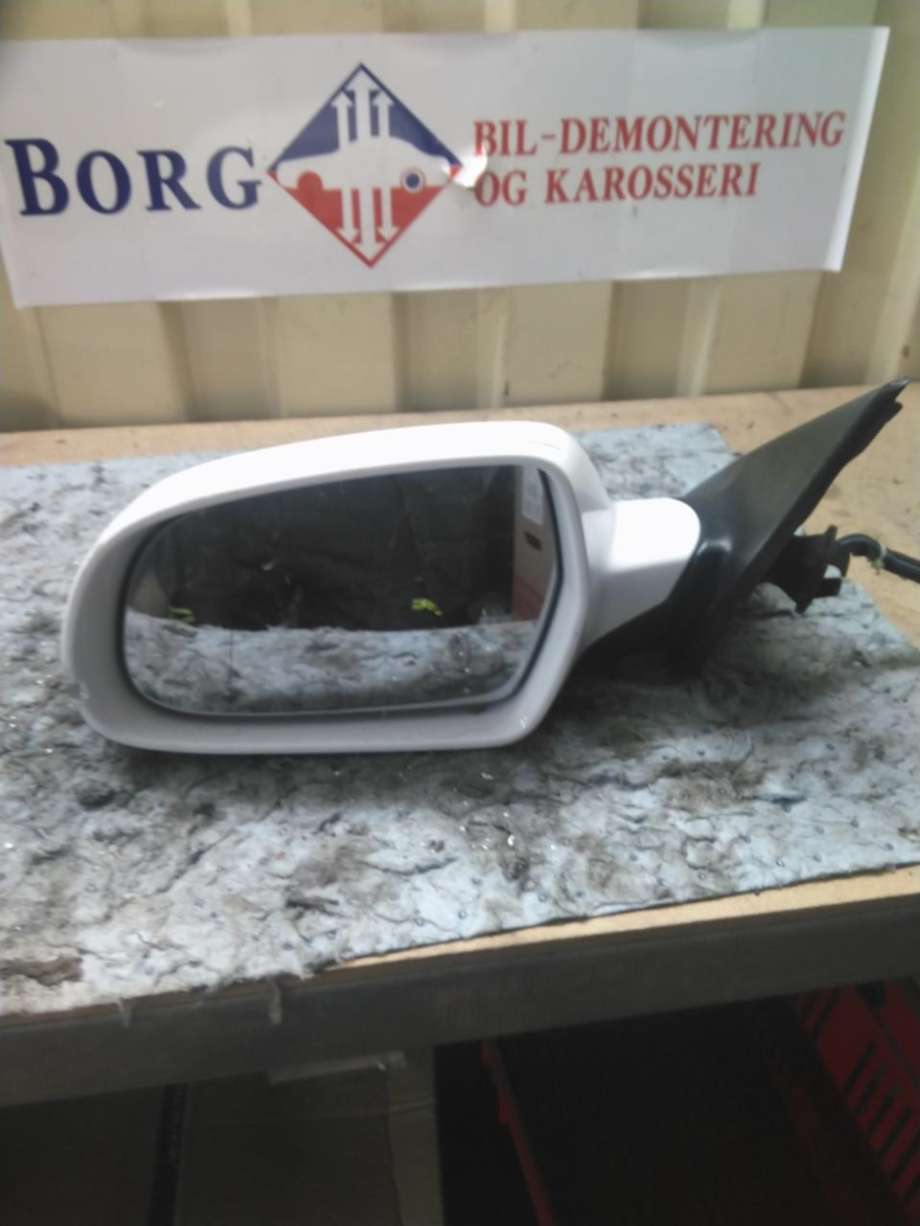 Speil venstre til Audi A4, 2007-2014 (Type IV) (B8) (B8) (8K1 857 409 AG)