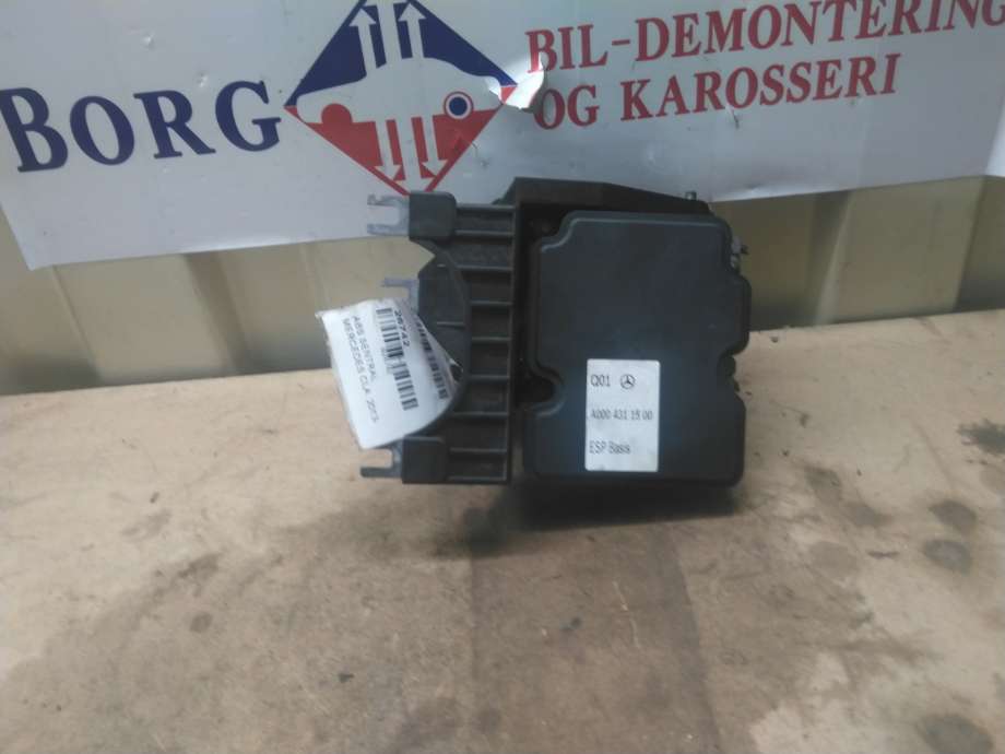 ABS sentral til Mercedes CLA, 2013-2019 (C117) (C117) (A 000 431 16 00)