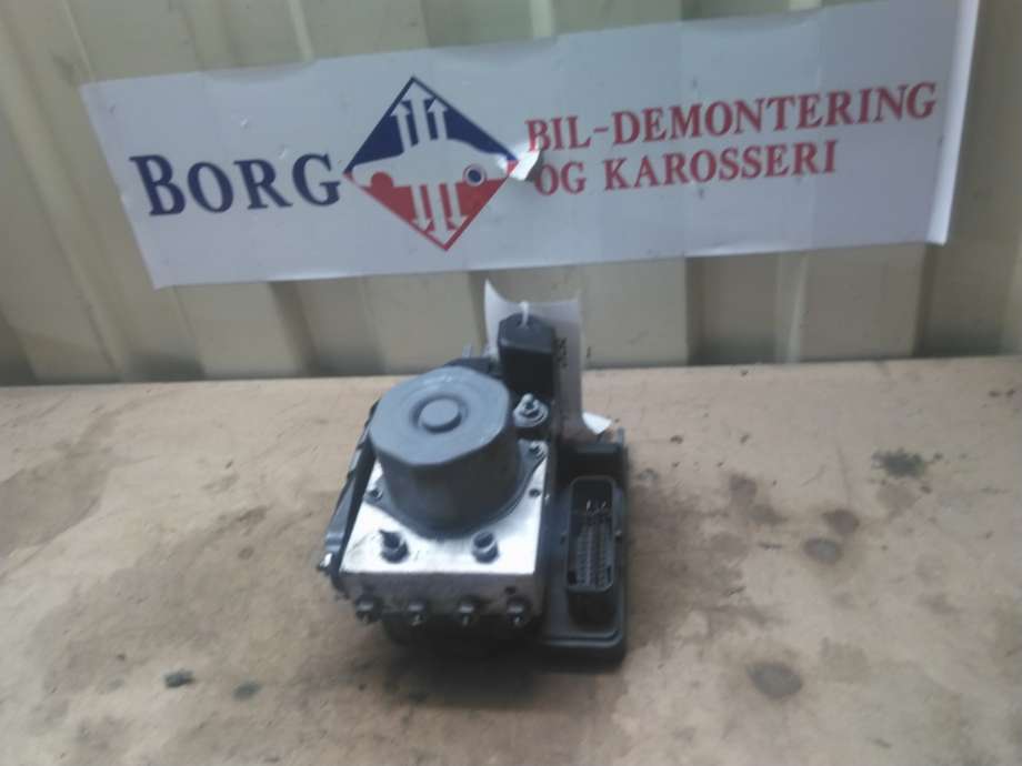 ABS sentral til Mercedes CLA 2013-2019 (C117) (C117) (A 000 431 16 00|)