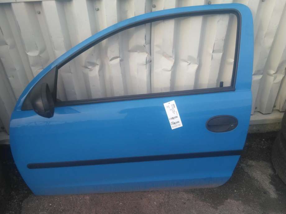 Dør venstre 2dørs til Opel Corsa C 2000-2006