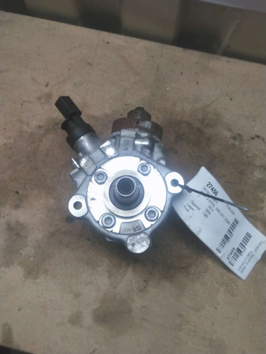 Dieselpumpe til BMW 3-Serie, 2005-2011 (E90/E91/E92/E93) (E90/E91/E92/E93) (13 51 8 577 543)