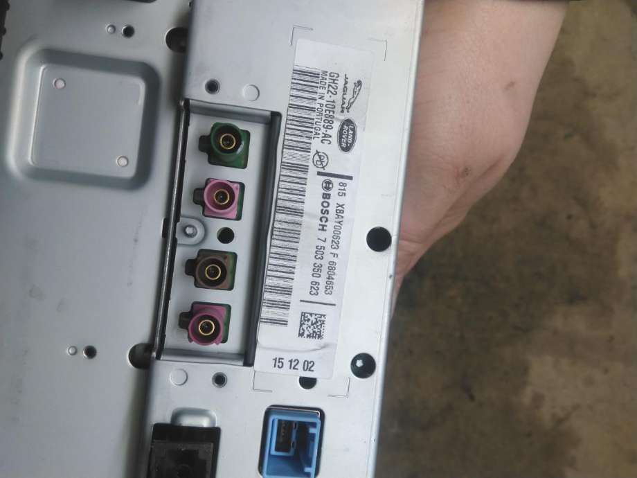 Bilstereo navigasjon skjerm til Land Rover Discovery 2009-2017 (Type IV)  (LR079938|LR117950|)