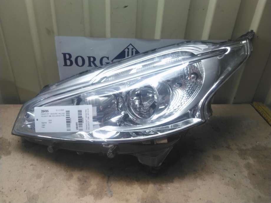Frontlykt venstre halogen til Peugeot 208, 2012-2019 (Type I)  (16 082 065 80)
