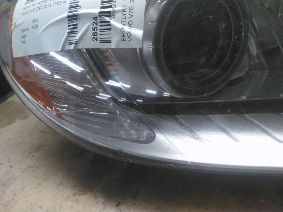 Frontlykt høyre halogen til Volvo V70 2007-2013 (Type III, Fase 1)  (31395155|)