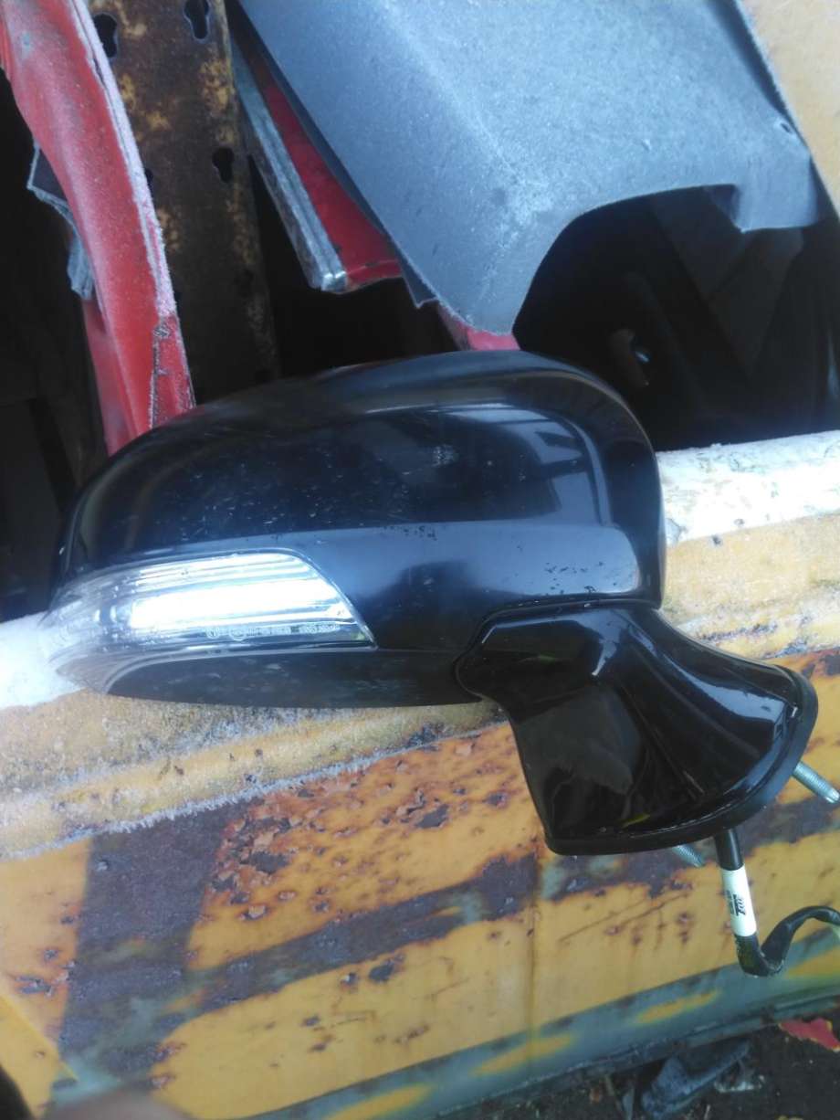 Speil høyre til Toyota Avensis 2009-2015 (Type III, Fase 1)  (8790805410C0|)
