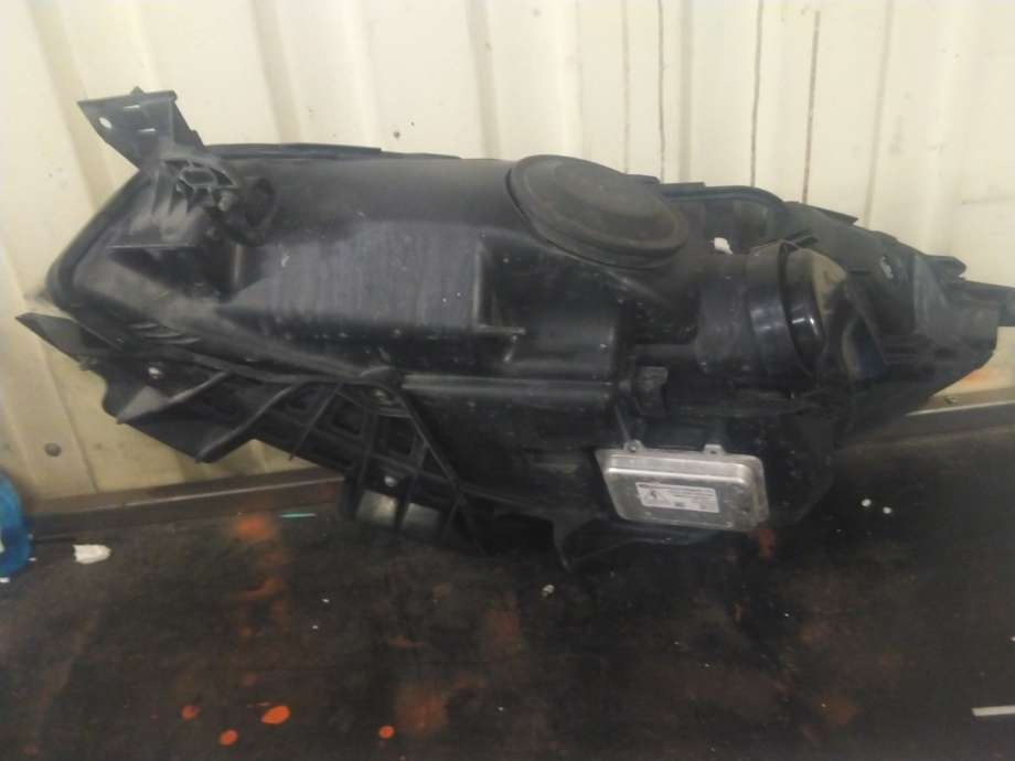 Frontlykt høyre xenon til Citroën C4, Aircross 2012-2017  (6206 V3|)