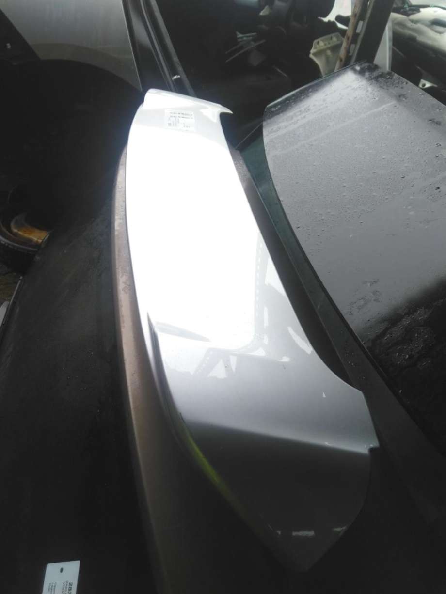 Spoiler bakluke til Toyota Prius +7 2012-2020 (Type III) (stasjonsvogn) (stasjonsvogn) (7608547911B0|)