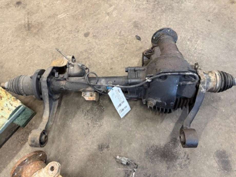 Kardang klokke foran til Mitsubishi Pajero 2007-2016 (Type IV, Fase 1)  (3541A062|)