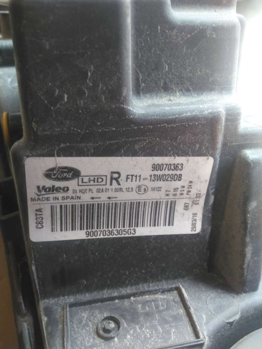 Frontlykt høyre halogen til Ford Transit Connect 2013-2018 Type II, Fase 1  (1949633|)