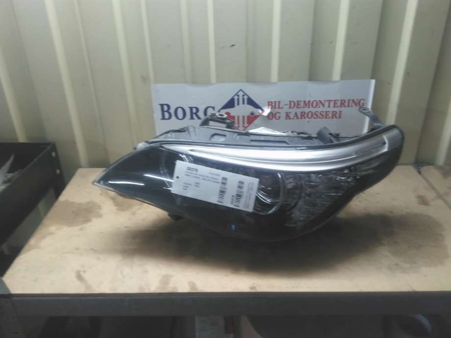 Frontlykt venstre xenon til BMW 5-Serie, 2003-2010 (E60/E61) (E60/E61) (63 12 7 177 751)