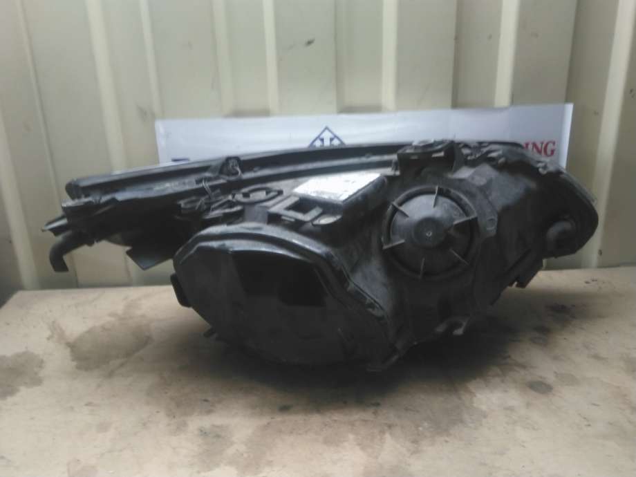 Frontlykt venstre xenon til BMW 5-Serie 2003-2010 (E60/E61) (E60/E61) (63 12 7 177 751|)