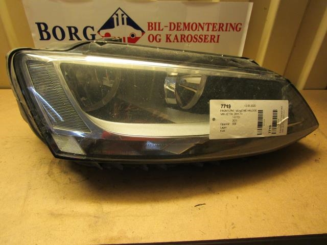 Frontlykt venstre halogen til VW Jetta, 2011-->>  