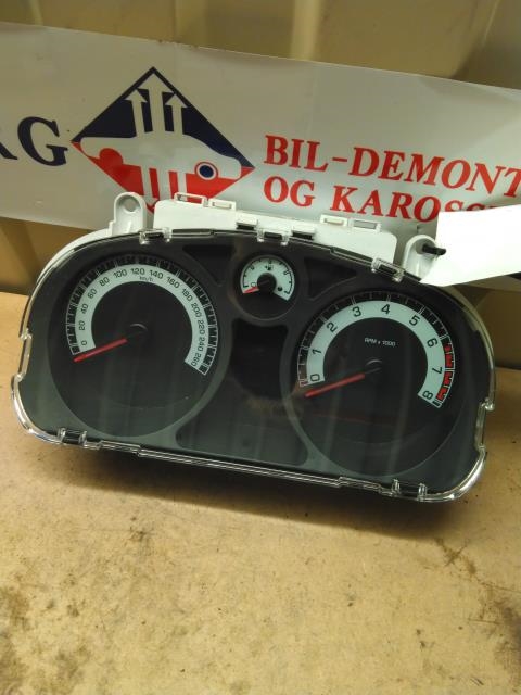 Instrumentpanel til Opel GT Roadster, 2007-2010  