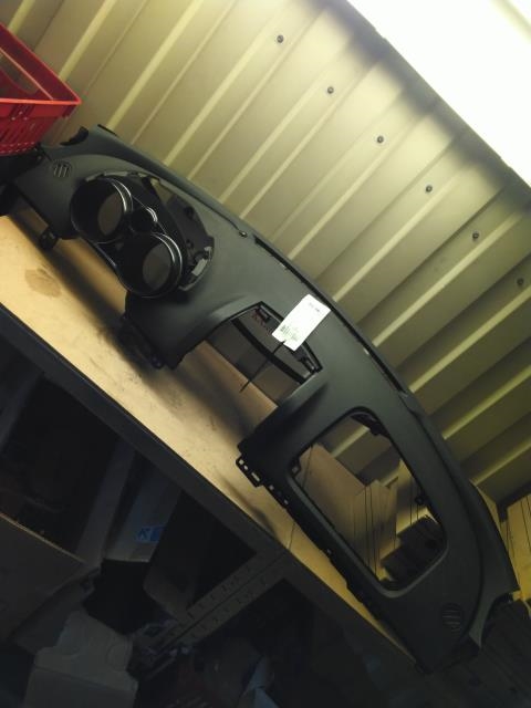 Dashbord polstring til Opel GT Roadster, 2007-2010  