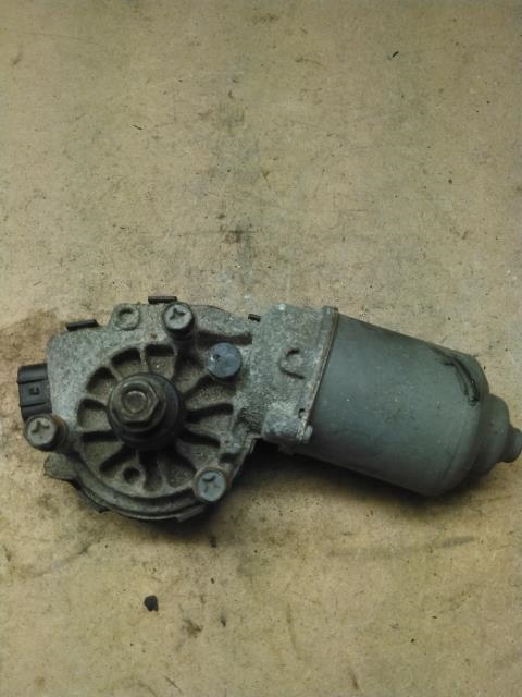 Viskermotor frontrute til Mitsubishi Outlander, 2007-2010 (Type II, Fase 1)