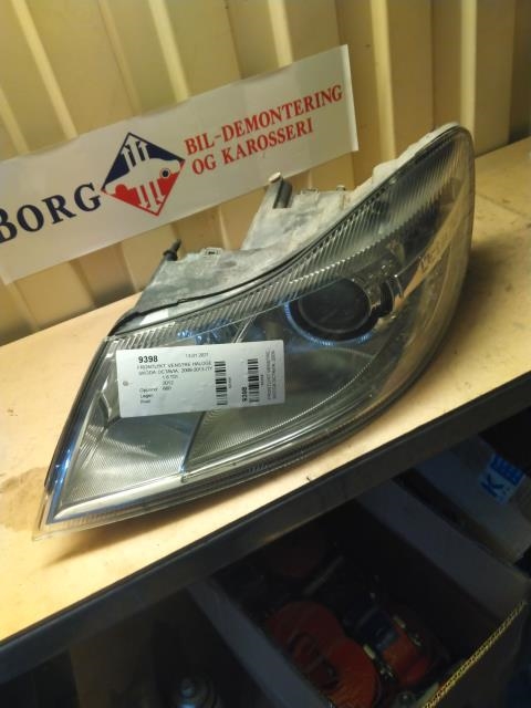 Frontlykt venstre halogen til Škoda Octavia 2009-2013 (Type II, Fase 2)