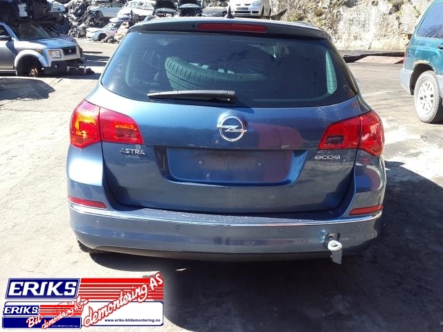 Opel Astra J 2010-2015 , Motorkode: A17DTJ, Girkassekode: MF3