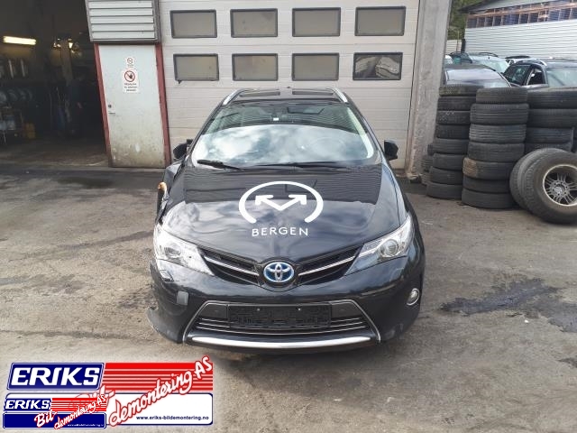 Toyota Auris 2013-2015 (Type II, Fase 1) , Motorkode: 2ZR-FXE, Girkassekode: 