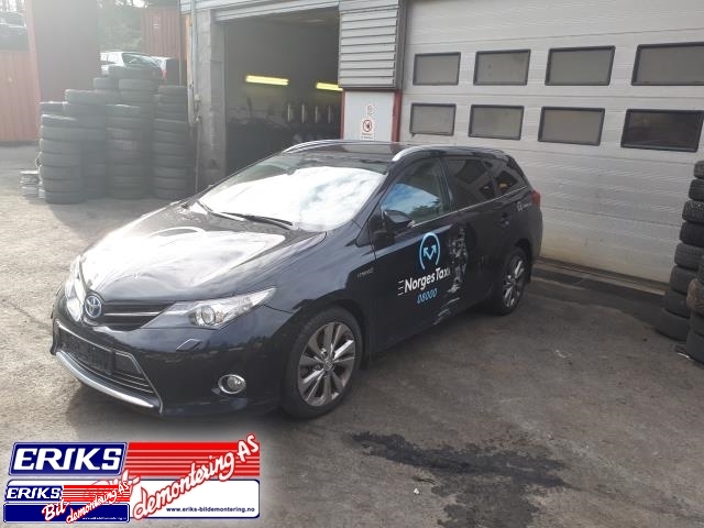 Toyota Auris 2013-2015 (Type II, Fase 1) , Motorkode: 2ZR-FXE, Girkassekode: 