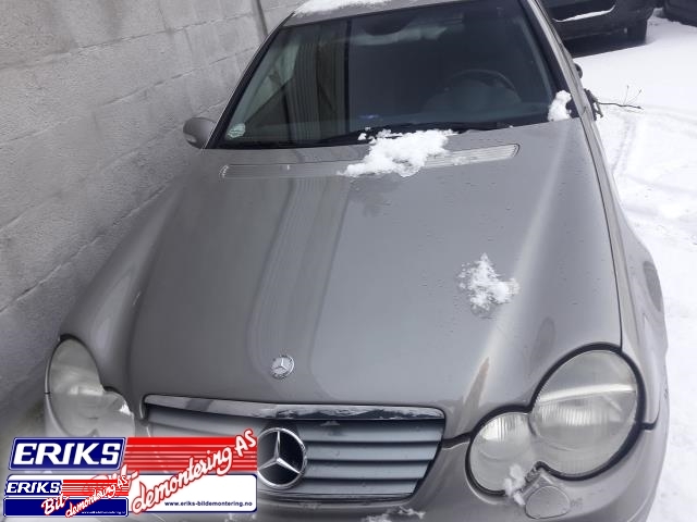 Mercedes C-Klasse 2000-2004 (Fase 1) (W203) (W203), Motorkode: 271 946, Girkassekode: 722695 03 849492