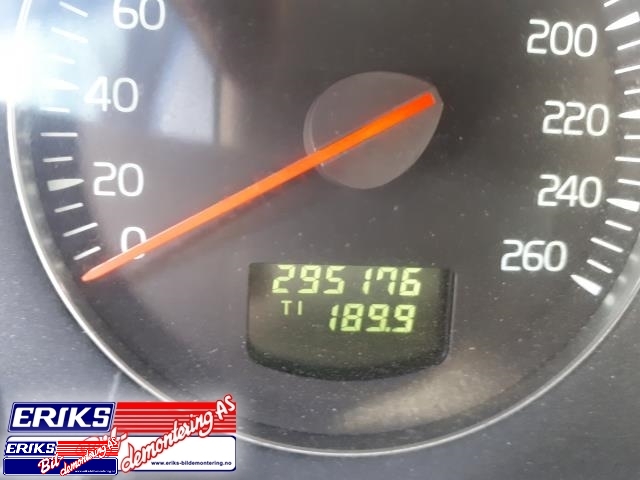 Volvo V70 2000-2004 (Type II, Fase 1) , Motorkode: D5244T, Girkassekode: 8251723