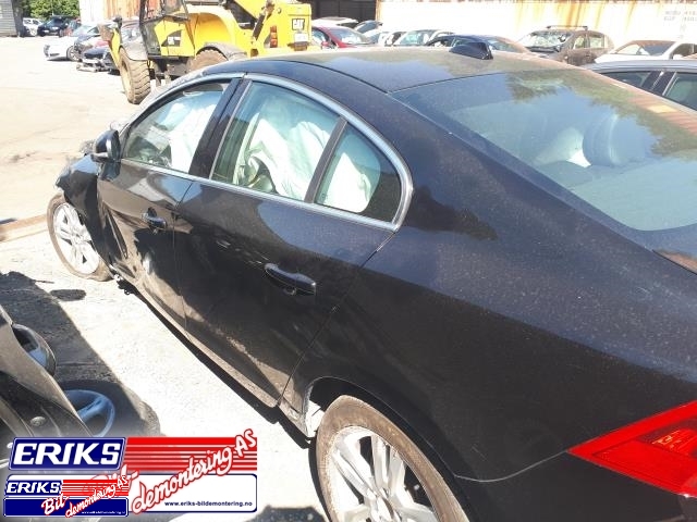 Volvo S60 2010-2014 (Type II, Fase 1) , Motorkode: D4162T, Girkassekode: 36051151