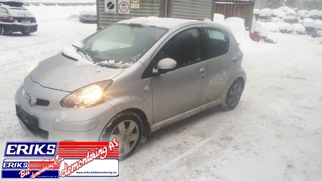 Toyota Aygo 2005-2014 (Type I) , Motorkode: 1KR-FE, Girkassekode: 5F