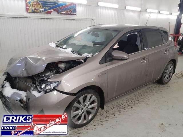 Toyota Auris 2013-2015 (Type II, Fase 1) , Motorkode: 2ZR-FXE, Girkassekode: 