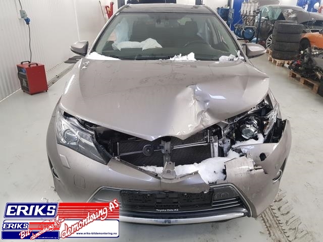 Toyota Auris 2013-2015 (Type II, Fase 1) , Motorkode: 2ZR-FXE, Girkassekode: 