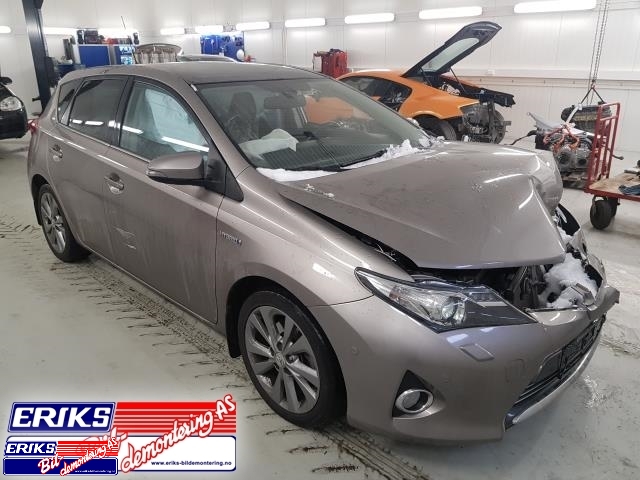 Toyota Auris 2013-2015 (Type II, Fase 1) , Motorkode: 2ZR-FXE, Girkassekode: 