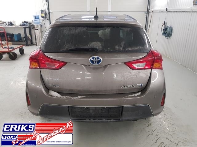 Toyota Auris 2013-2015 (Type II, Fase 1) , Motorkode: 2ZR-FXE, Girkassekode: 