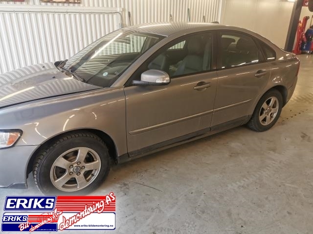 Volvo S40 2008-2012 (Type II, Fase 2) , Motorkode: D4164T, Girkassekode: 36050335