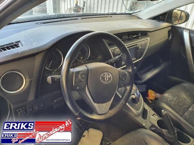 Toyota Auris 2013-2015 (Type II, Fase 1) , Motorkode: 2ZR-FXE, Girkassekode: 