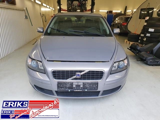 Volvo S40 2004-2007 (Type II, Fase 1) , Motorkode: D4164T, Girkassekode: 36050335