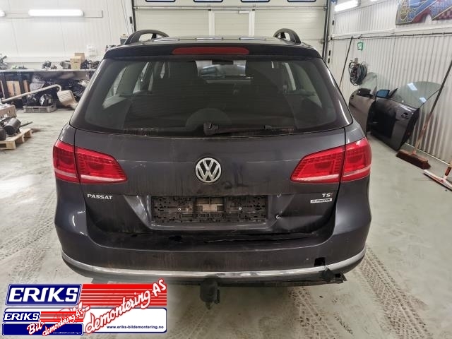 VW Passat 2011-2015 (B7) (B7), Motorkode: CAXA, Girkassekode: QRB
