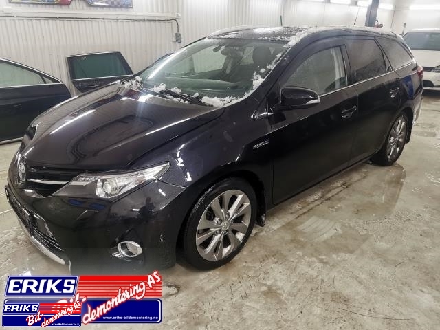 Toyota Auris 2013-2015 (Type II, Fase 1) , Motorkode: 2ZR-FXE, Girkassekode: 