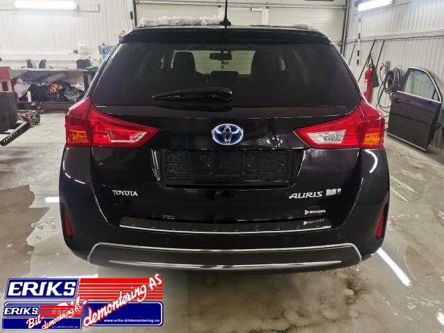Toyota Auris 2013-2015 (Type II, Fase 1) , Motorkode: 2ZR-FXE, Girkassekode: 