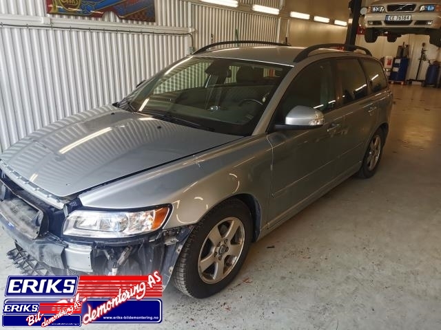 Volvo V50 2007-2012 (Fase 2) , Motorkode: D4162T, Girkassekode: 36011557