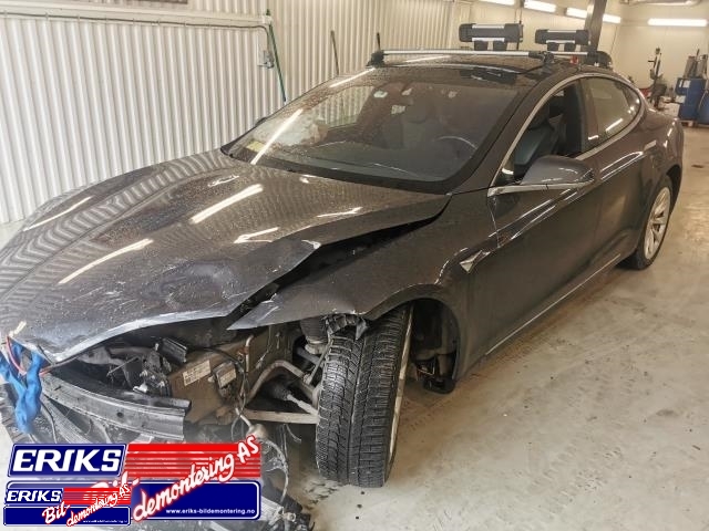 Tesla Model S 2016-2021 (Fase 2) , Motorkode: L2S|L2S, Girkassekode: TRINNLØS