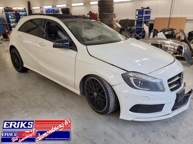 Mercedes A-Klasse 2012-2018 (W176) (W176), Motorkode: 270910, Girkassekode: 72400200169837