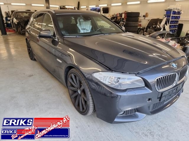 BMW 5-Serie 2010-2017 (F10/F11) (F10/F11), Motorkode: N47D20C, Girkassekode: GA8HP45Z - X7R