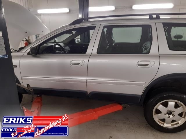 Volvo XC70 2005-2007 (Type I, Fase 2) , Motorkode: D5244T, Girkassekode: 8251724
