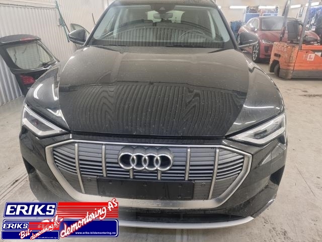 Audi e-tron 2018-->> , Motorkode: EAS|EAW, Girkassekode: 