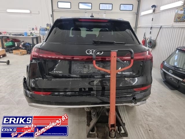 Audi e-tron 2018-->> , Motorkode: EAS|EAW, Girkassekode: 