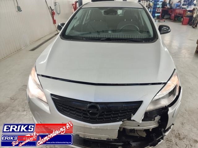 Opel Astra J 2010-2015 , Motorkode: A14XER, Girkassekode: M26