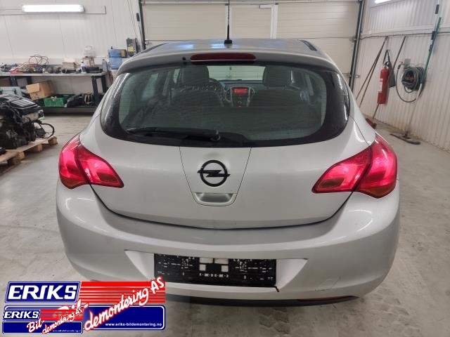 Opel Astra J 2010-2015 , Motorkode: A14XER, Girkassekode: M26
